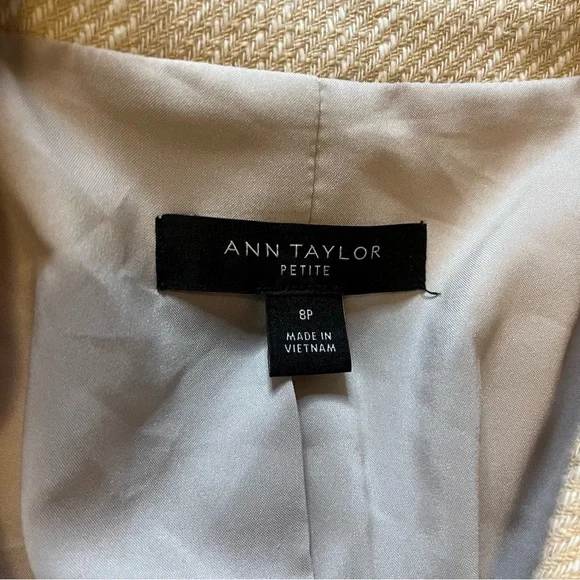 ๐ Ann Taylor Bone Natural Cream Textured Weave Work Blazer Size 8p Petite NWOT - Picture 4 of 11